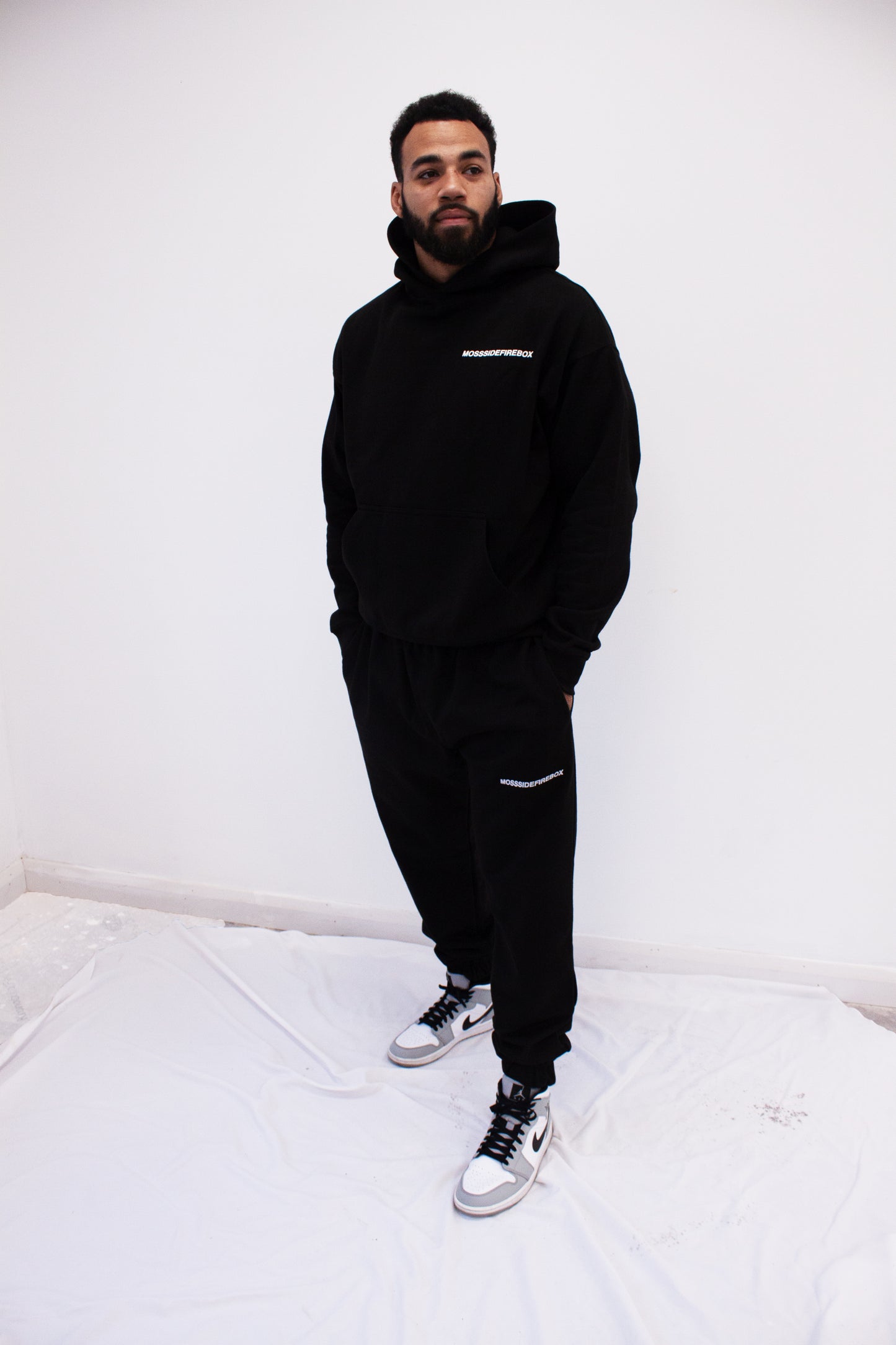 Heavyweight Hoodie (Black)